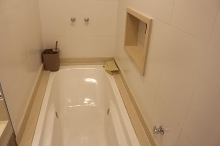 Apartamento à venda com 246m², 3 quartos e 3 vagasBanheiro da Suíte 3