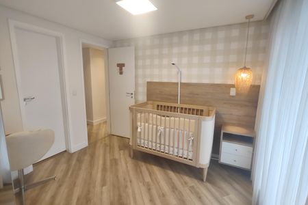 Apartamento à venda com 246m², 3 quartos e 3 vagas Apartamento à venda com 246m², 3 quartos e 3 vagasSuíte 3