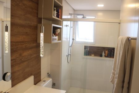 Apartamento à venda com 246m², 3 quartos e 3 vagasBanheiro da Suíte 1