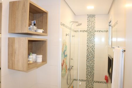 Apartamento à venda com 246m², 3 quartos e 3 vagasBanheiro da Suíte 2