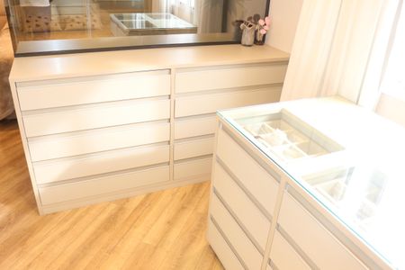 Apartamento à venda com 246m², 3 quartos e 3 vagasCloset da suíte 1