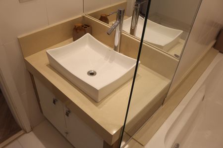 Apartamento à venda com 246m², 3 quartos e 3 vagasBanheiro da Suíte 3