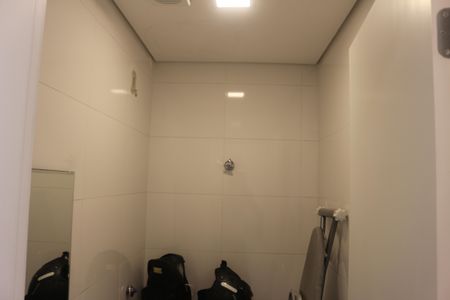 Apartamento à venda com 246m², 3 quartos e 3 vagasBanheiro 