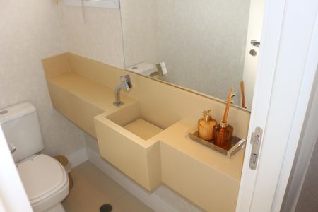 Apartamento à venda com 246m², 3 quartos e 3 vagasLavabo