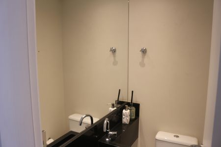 Apartamento à venda com 246m², 3 quartos e 3 vagasLavabo 2