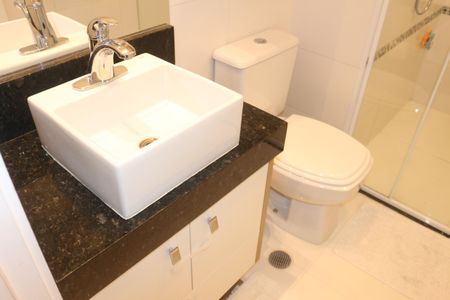 Apartamento à venda com 246m², 3 quartos e 3 vagasBanheiro da Suíte 2