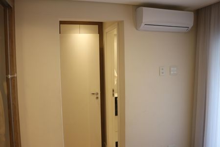 Apartamento à venda com 246m², 3 quartos e 3 vagasSuíte 2