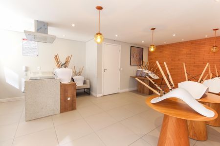 Apartamento à venda com 33m², 2 quartos e sem vaga Apartamento à venda com 33m², 2 quartos e sem vagaÁrea comum - Salão de festas