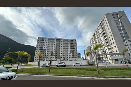 Apartamento para alugar com 55m², 3 quartos e 1 vagaFachada