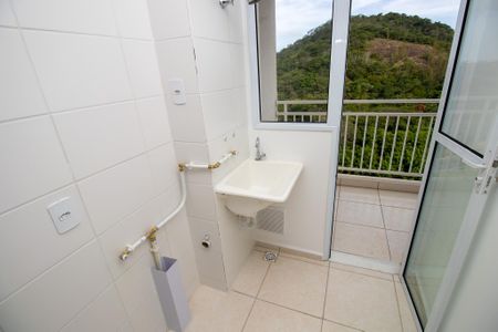 Apartamento para alugar com 55m², 3 quartos e 1 vagaÁrea de Serviço