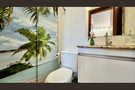 Apartamento à venda com 180m², 3 quartos e 2 vagasBanheiro