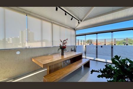 Apartamento à venda com 180m², 3 quartos e 2 vagasTerraço