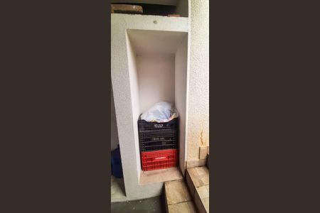 Casa à venda com 64m², 2 quartos e 2 vagas Casa à venda com 64m², 2 quartos e 2 vagasDepósito