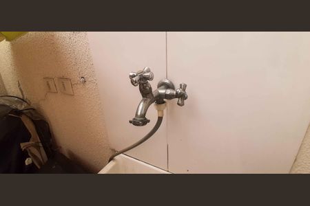 Casa à venda com 64m², 2 quartos e 2 vagas Casa à venda com 64m², 2 quartos e 2 vagasÁrea de Serviço