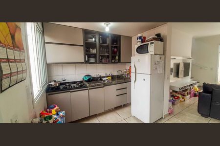 Casa à venda com 64m², 2 quartos e 2 vagas Casa à venda com 64m², 2 quartos e 2 vagasCozinha