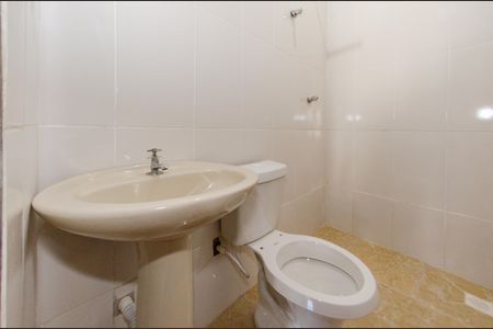 Casa para alugar com 105m², 3 quartos e 1 vagaBanheiro