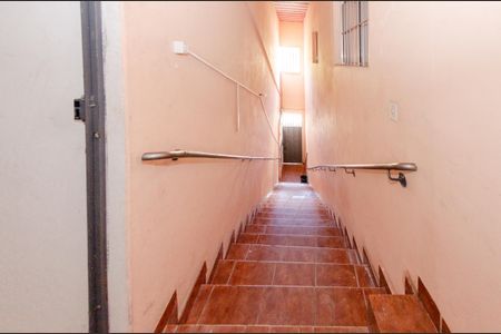 Casa para alugar com 105m², 3 quartos e 1 vagaEscada