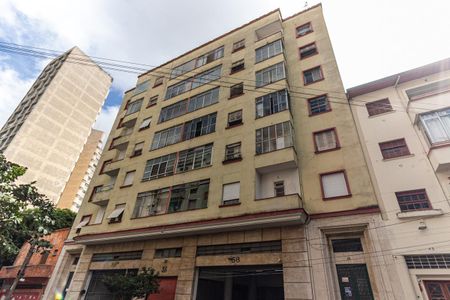 Apartamento à venda com 110m², 2 quartos e sem vaga Apartamento à venda com 110m², 2 quartos e sem vagaFachada