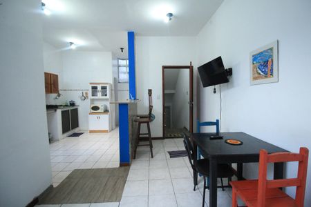 Apartamento para alugar com 77m², 2 quartos e sem vagaSala