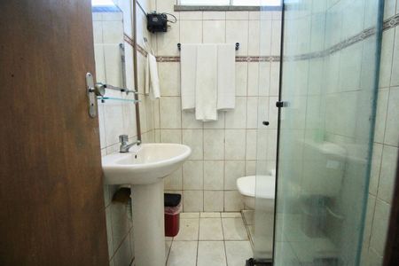 Apartamento para alugar com 77m², 2 quartos e sem vagaBanheiro