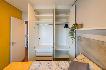 Apartamento para alugar com 40m², 1 quarto e 1 vagaQuarto - Armários