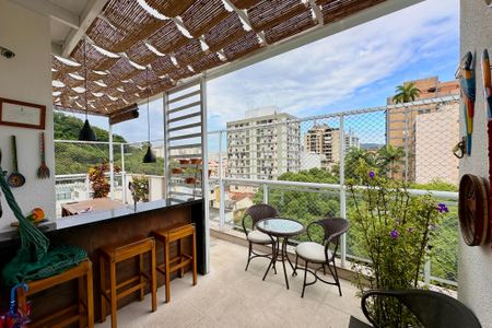 Apartamento para alugar com 198m², 3 quartos e 2 vagas Apartamento para alugar com 198m², 3 quartos e 2 vagasÁrea externa