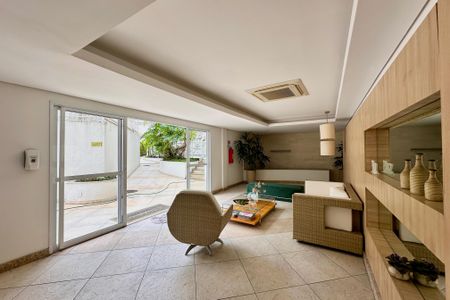 Apartamento para alugar com 198m², 3 quartos e 2 vagas Apartamento para alugar com 198m², 3 quartos e 2 vagasPortaria