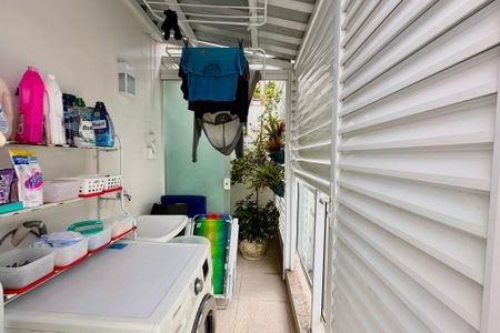 Apartamento para alugar com 198m², 3 quartos e 2 vagas Apartamento para alugar com 198m², 3 quartos e 2 vagasÁrea de Serviço 2