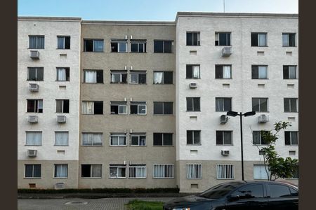 Apartamento à venda com 52m², 3 quartos e 1 vaga Apartamento à venda com 52m², 3 quartos e 1 vagaFachada