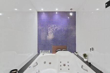 Apartamento para alugar com 120m², 2 quartos e 1 vagaBanheiro da Suíte