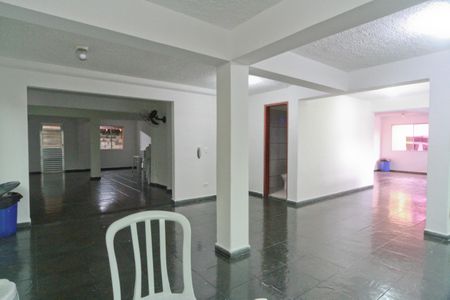 Apartamento para alugar com 120m², 2 quartos e 1 vagaÁrea comum - Salão de festas