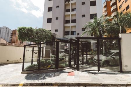 Apartamento à venda com 66m², 3 quartos e 2 vagas Apartamento à venda com 66m², 3 quartos e 2 vagasFachada do Prédio