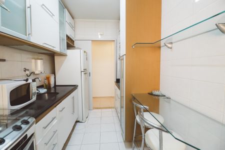 Apartamento à venda com 66m², 3 quartos e 2 vagas Apartamento à venda com 66m², 3 quartos e 2 vagasCozinha