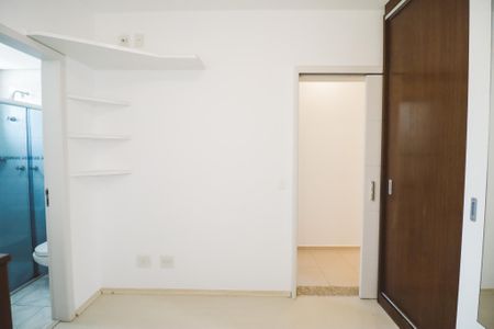 Apartamento à venda com 66m², 3 quartos e 2 vagas Apartamento à venda com 66m², 3 quartos e 2 vagasSuíte