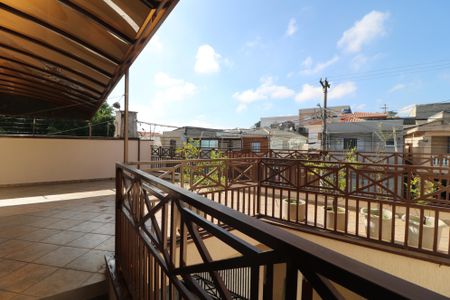 Casa à venda com 350m², 3 quartos e 3 vagasVaranda