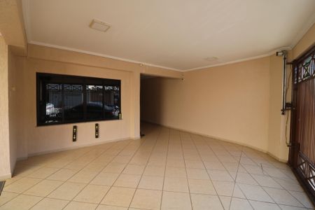Casa à venda com 350m², 3 quartos e 3 vagasGaragem