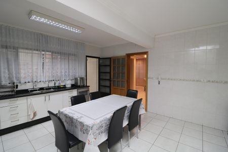 Casa à venda com 350m², 3 quartos e 3 vagasCozinha