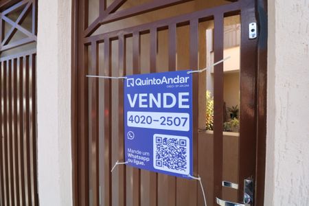 Casa à venda com 350m², 3 quartos e 3 vagasPlaca