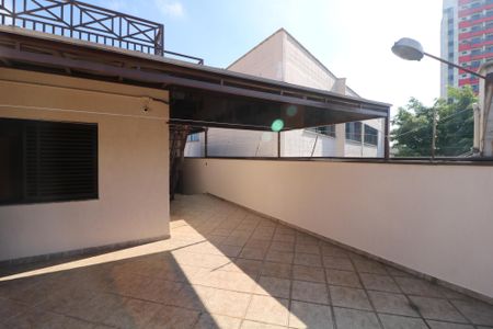 Casa à venda com 350m², 3 quartos e 3 vagasVaranda