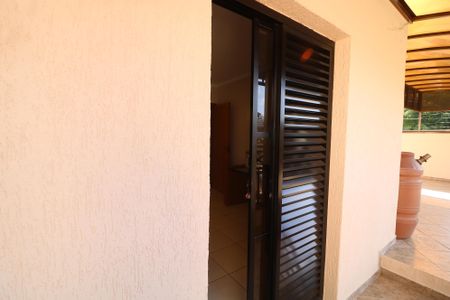 Casa à venda com 350m², 3 quartos e 3 vagasVaranda do Quarto 1