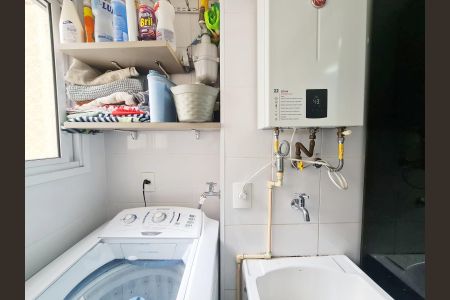 Apartamento à venda com 68m², 2 quartos e 1 vagaÁrea de Serviço