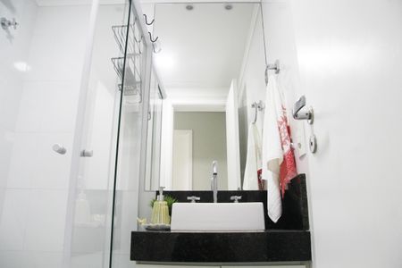 Apartamento à venda com 68m², 2 quartos e 1 vagaBanheiro Social