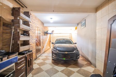 Casa à venda com 360m², 3 quartos e 2 vagas Casa à venda com 360m², 3 quartos e 2 vagasGaragem