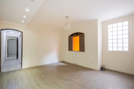 Sala de casa para alugar com 2 quartos, 120m² em Santa Maria, Osasco