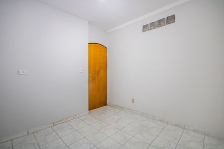 Casa para alugar com 120m², 2 quartos e 1 vagaSuíte