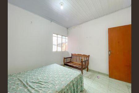Casa para alugar com 120m², 2 quartos e 1 vaga Casa para alugar com 120m², 2 quartos e 1 vagaQuarto