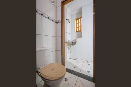 Casa para alugar com 120m², 2 quartos e sem vaga Casa para alugar com 120m², 2 quartos e sem vagaBanheiro da Suíte
