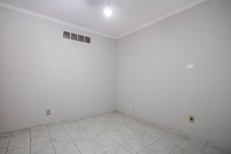 Casa para alugar com 120m², 2 quartos e 1 vagaSuíte