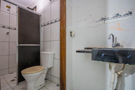 Casa para alugar com 120m², 2 quartos e sem vaga Casa para alugar com 120m², 2 quartos e sem vagaBanheiro da Suíte