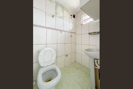 Banheiro da Suíte de casa para alugar com 2 quartos, 120m² em Santa Maria, Osasco